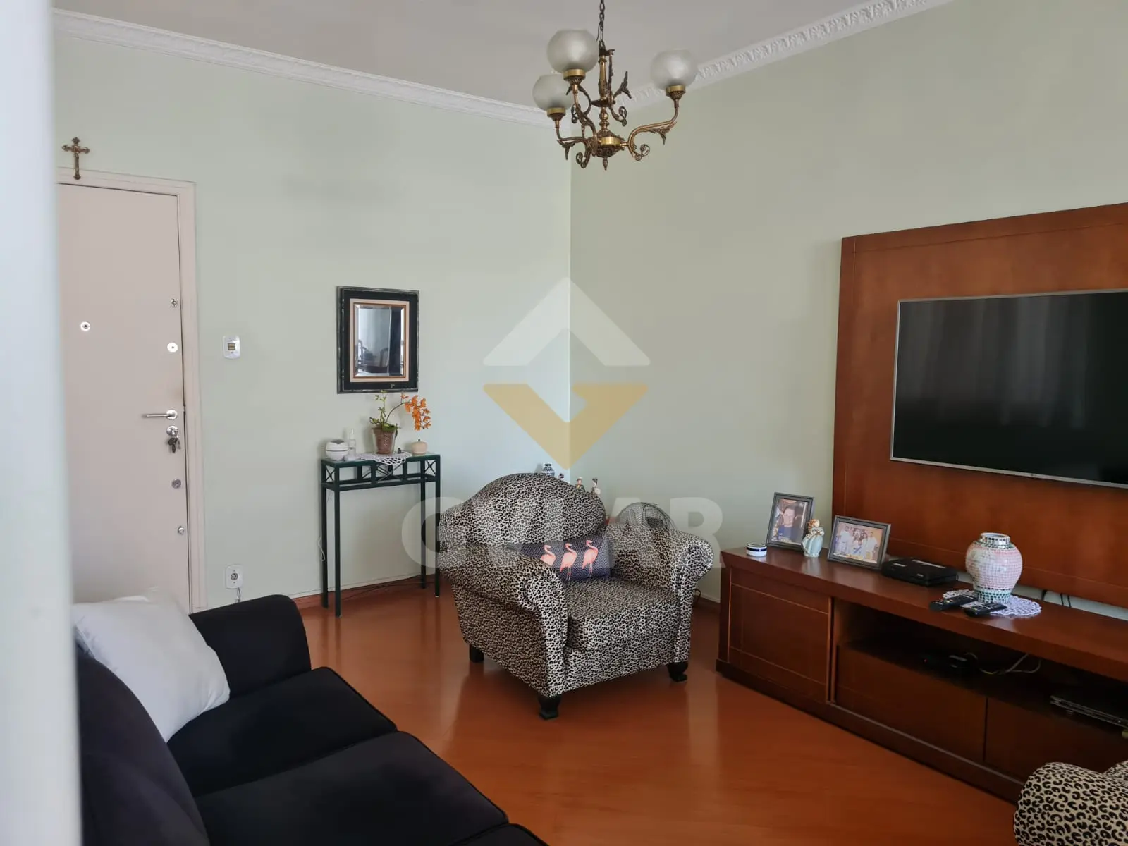 APARTAMENTO AMPLO À VENDA NA MOOCA – OPORTUNIDADE